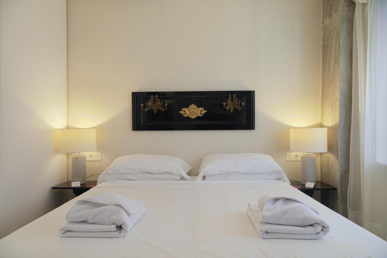 Six Apartments By Caleta Homes Μάλαγα Εξωτερικό φωτογραφία
