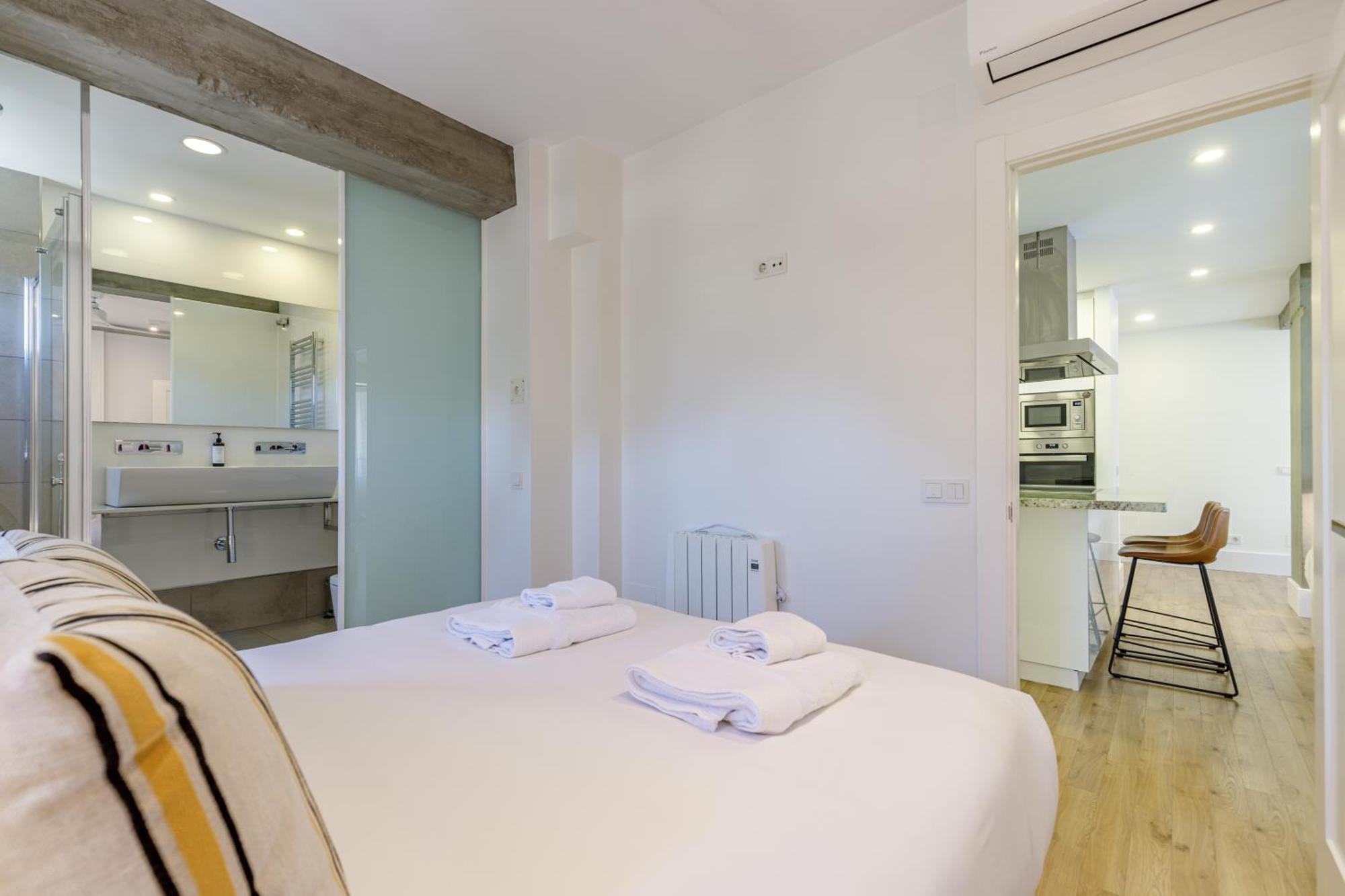 Six Apartments By Caleta Homes Μάλαγα Εξωτερικό φωτογραφία