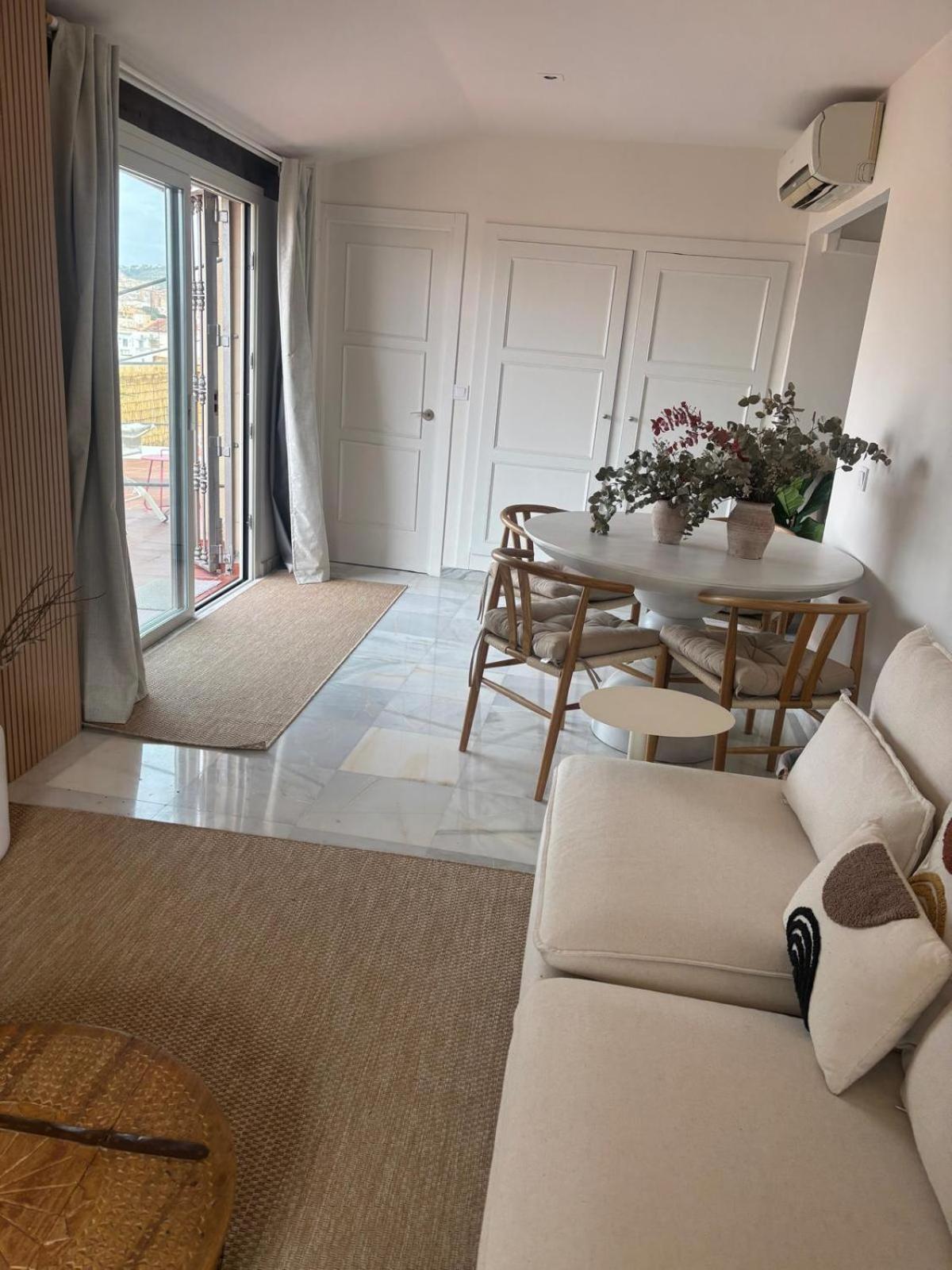 Six Apartments By Caleta Homes Μάλαγα Εξωτερικό φωτογραφία